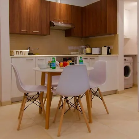 Green Olivia - Brand New, Apartment