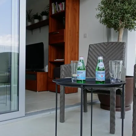 Green Olivia - Brand New, Apartment *